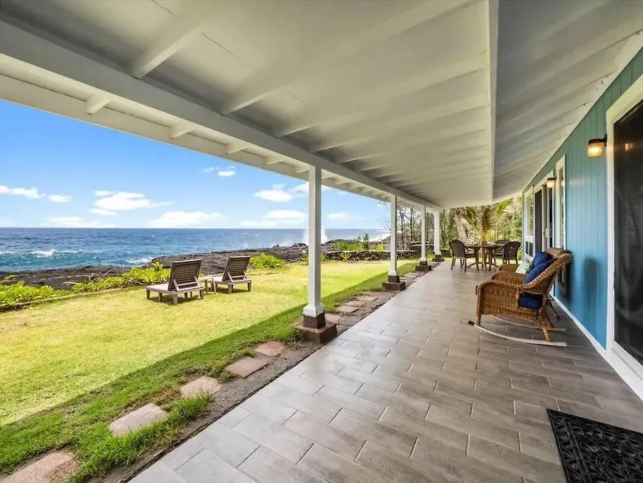 Ocean Front Paradise With Hot Tub In Hawaii Keaau