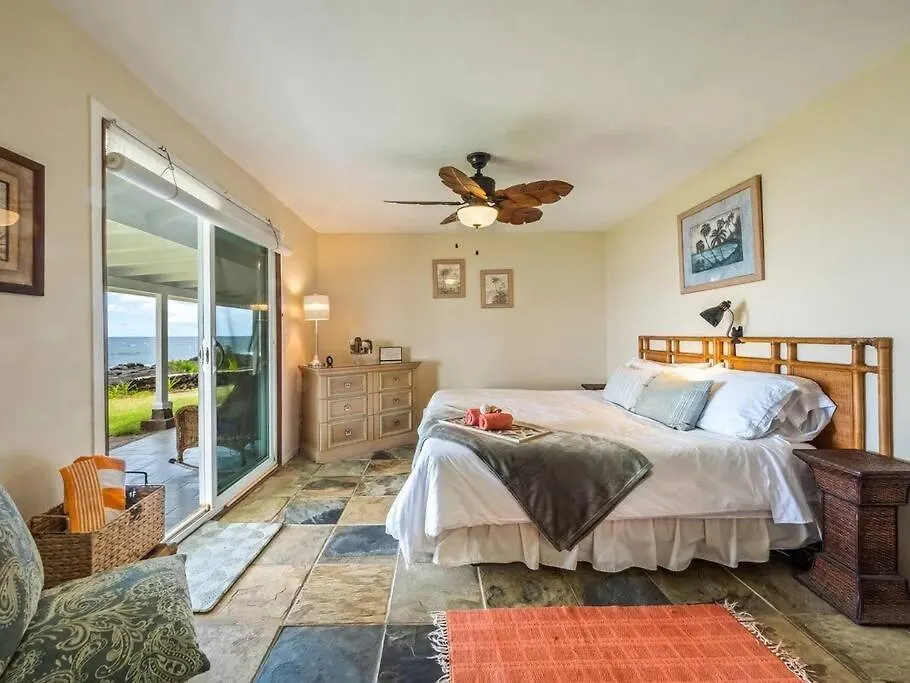 Holiday home Ocean Front Paradise With Hot Tub In Hawaii Keaau